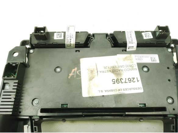 GM13397126 MANDO RADIO OPEL ASTRA J|Desguaces La Cabaña