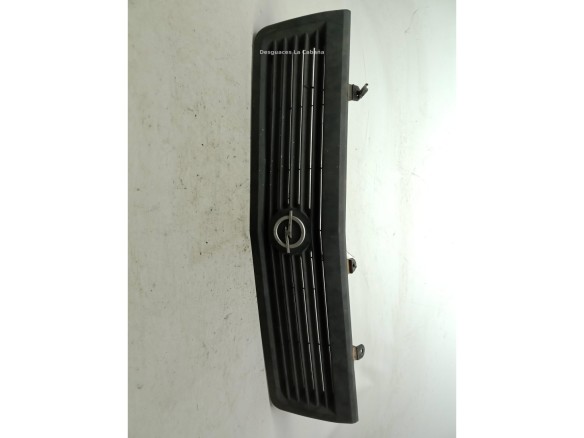 REJILLA / CALANDRA OPEL CORSA A Fastback (S83)|Desguaces La Cabaña