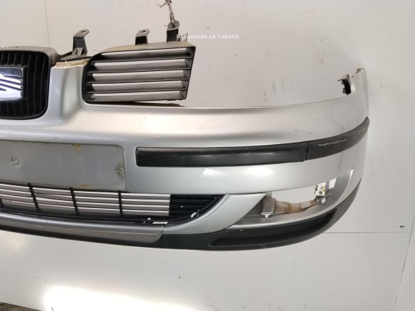 1M0807217ANGRU PARAGOLPES DEL SEAT LEON (1M1)|Desguaces La Cabaña