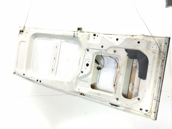   PUERTA TRA DER CARGA IVECO DAILY VI Furgón|Desguaces La Cabaña