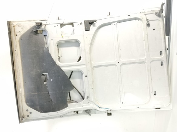   PUERTA LAT TRA DER IVECO DAILY VI Furgón|Desguaces La Cabaña