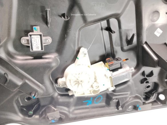   ELEVALUNAS PUERTA LAT DEL IZQ DODGE JOURNEY|Desguaces La Cabaña