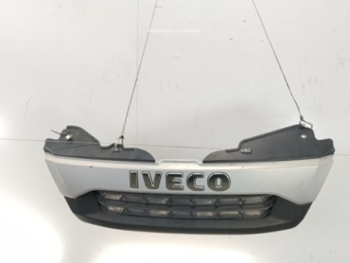 5801342732 REJILLA / CALANDRA IVECO DAILY VI Furgón|Desguaces La Cabaña