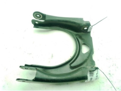 3520N8 BRAZO SUSPENSION DEL IZQ SUP PEUGEOT 407 (6D_)|Desguaces La Cabaña
