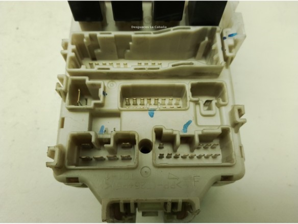 MR587875, CAJA FUSIBLES INTERIOR (BSI) MITSUBISHI OUTLANDER II (CW_W)|Desguaces La Cabaña