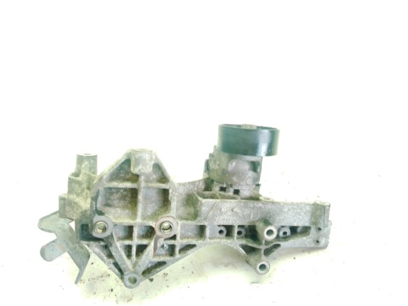   SOPORTE ALTERNADOR IVECO DAILY VI Furgón|Desguaces La Cabaña