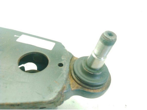 5801564315 BRAZO SUSPENSION DEL DER INF IVECO DAILY VI Furgón|Desguaces La Cabaña