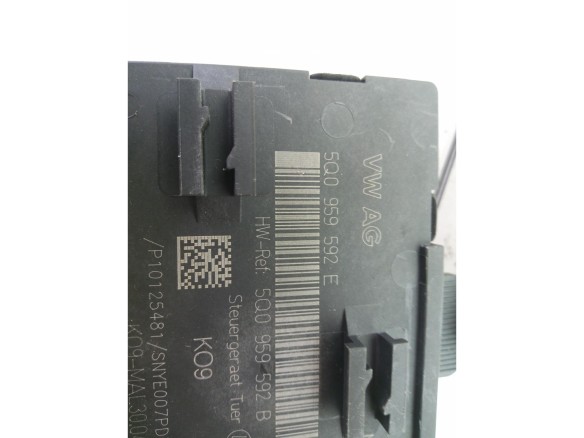 5Q0959592E CENTRALITA PUERTA AUDI A3 Sportback (8VA, 8VF)|Desguaces La Cabaña