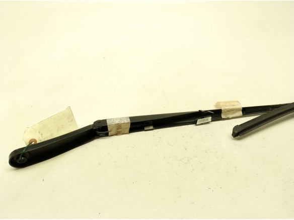 BRAZO LIMPIAPARABRISAS DEL DER BMW 5 (F10)|Desguaces La Cabaña
