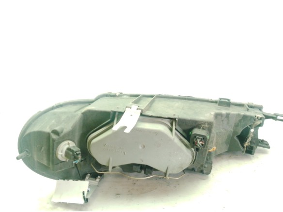 1110515, 0301098228 FARO DERECHO FORD MONDEO II Sedán (BFP)|Desguaces La Cabaña