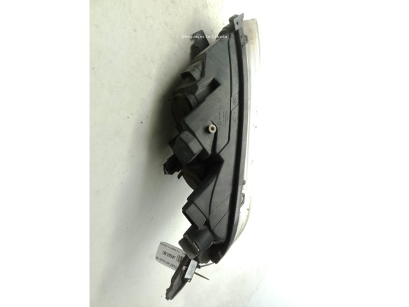 2269014 FARO DERECHO FORD TRANSIT COURIER Furgón|Desguaces La Cabaña