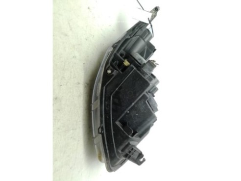 2269022 FARO IZQUIERDO FORD TRANSIT COURIER Furgón|Desguaces La Cabaña