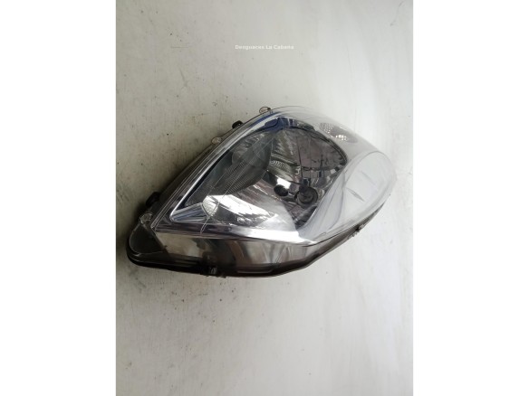8200733877 FARO DERECHO DACIA SANDERO|Desguaces La Cabaña