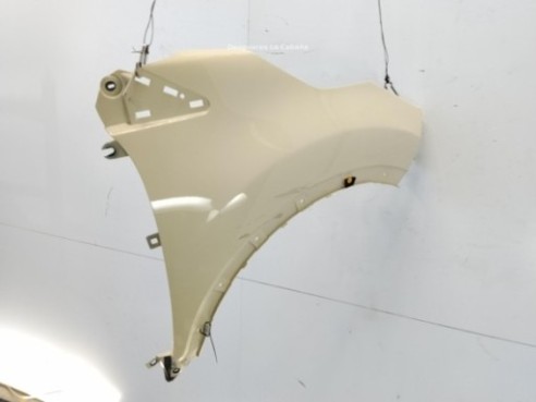631005737R ALETA DEL DER RENAULT CAPTUR (J5_, H5_)|Desguaces La Cabaña