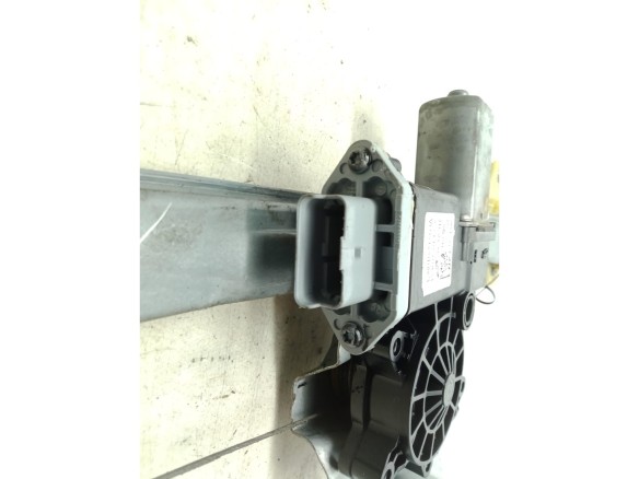 807016525R ELEVALUNAS PUERTA LAT DEL IZQ RENAULT CAPTUR (J5_, H5_)|Desguaces La Cabaña