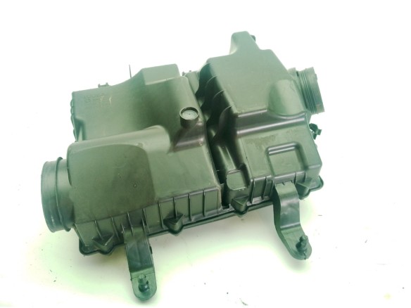 5801353825 CAJA FILTRO AIRE IVECO DAILY VI Furgón|Desguaces La Cabaña