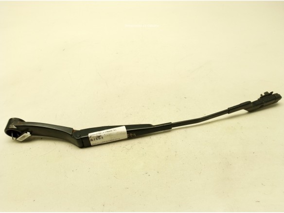 BRAZO LIMPIAPARABRISAS DEL IZQ KIA CEE'D Fastback (ED)|Desguaces La Cabaña