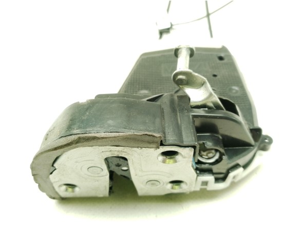 CERRADURA PUERTA LAT TRA DER TOYOTA YARIS (_P13_)|Desguaces La Cabaña