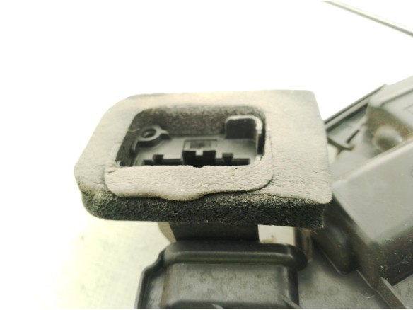 CERRADURA PUERTA LAT TRA IZQ SEAT LEON (5F1)|Desguaces La Cabaña