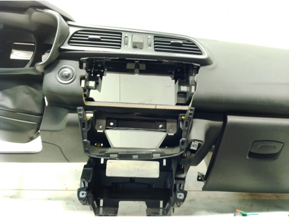  985700230R KIT AIRBAGS + SALPICADERO + CINTURONES O ANCLAJE + CENTRALIT RENAULT KADJAR (HA_, HL_)|Desguaces La Cabaña