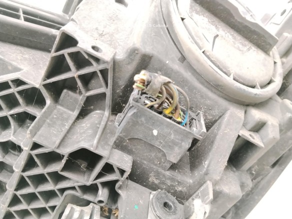 63117296914 FARO DERECHO BMW 1 (F20)|Desguaces La Cabaña