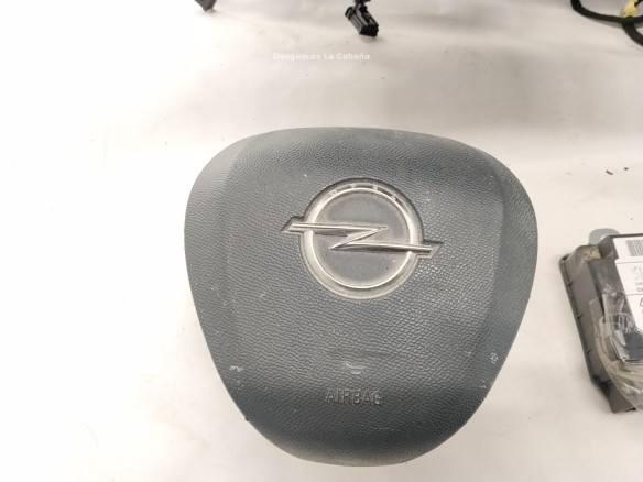  39198947 KIT AIRBAGS + SALPICADERO + CINTURONES O ANCLAJE + CENTRALIT OPEL CORSA F|Desguaces La Cabaña