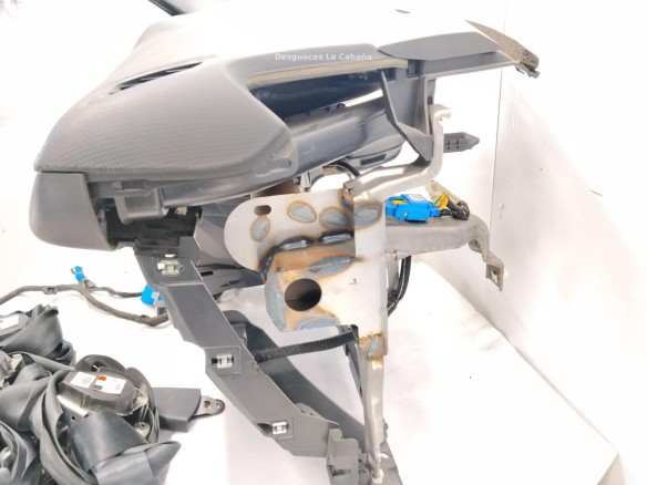  39198947 KIT AIRBAGS + SALPICADERO + CINTURONES O ANCLAJE + CENTRALIT OPEL CORSA F|Desguaces La Cabaña