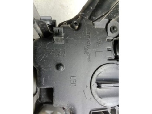 8118547393 FARO IZQUIERDO TOYOTA PRIUS (_W3_)|Desguaces La Cabaña
