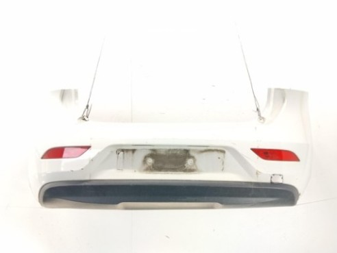 39820441 PARAGOLPES TRA VOLVO V40 Fastback (525, 526)|Desguaces La Cabaña