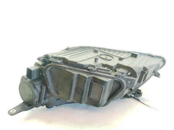 31420004 FARO DERECHO VOLVO V40 Fastback (525, 526)|Desguaces La Cabaña