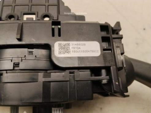  31456029 MANDO COMPLETO VOLVO V40 Fastback (525, 526)|Desguaces La Cabaña