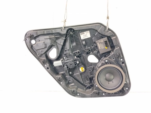 31276217 ELEVALUNAS PUERTA LAT TRA IZQ VOLVO V40 Fastback (525, 526)|Desguaces La Cabaña
