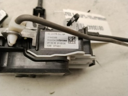 31440389 CERRADURA PUERTA LAT DEL IZQ VOLVO V40 Fastback (525, 526)|Desguaces La Cabaña
