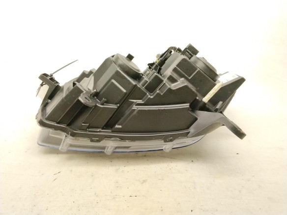 260100697R FARO DERECHO DACIA SANDERO II|Desguaces La Cabaña