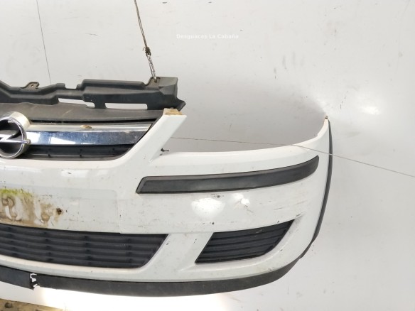   PARAGOLPES DEL OPEL COMBO Furgón/ranchera familiar|Desguaces La Cabaña
