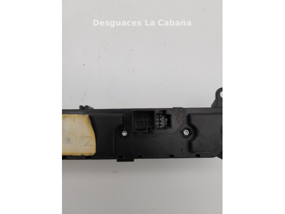 A1648707410, INTERRUPTOR WARNING MERCEDES BENZ CLASE M (W164) |Desguaces La Cabaña