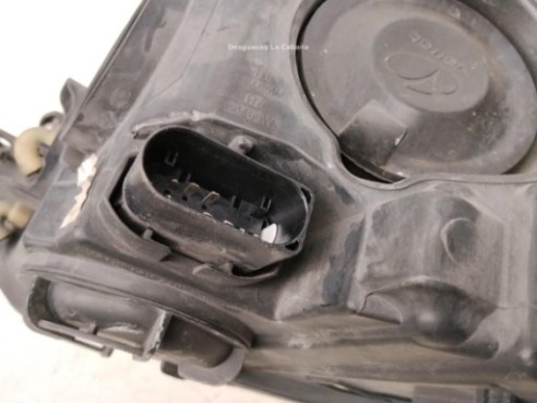   FARO DERECHO FORD FOCUS III|Desguaces La Cabaña