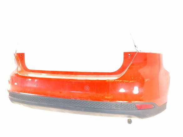 1852397 PARAGOLPES TRA FORD FOCUS III|Desguaces La Cabaña