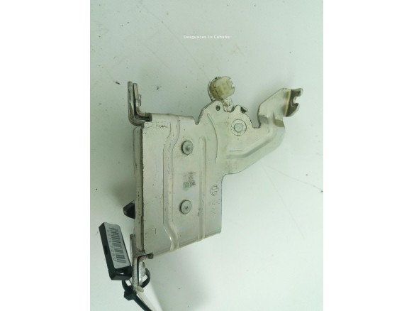 CERRADURA PUERTA CARGA TRA IZQ INF DACIA DOKKER |Desguaces La Cabaña