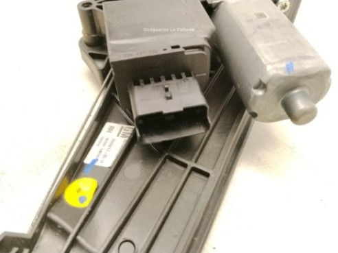 9840180580 ELEVALUNAS PUERTA LAT TRA DER OPEL GRANDLAND X (A18)|Desguaces La Cabaña