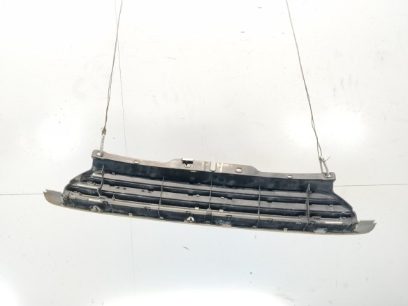 51117046364 REJILLA / CALANDRA MINI MINI (R56)|Desguaces La Cabaña