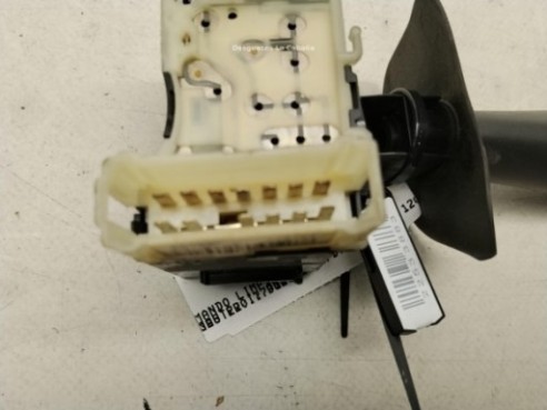 7701047265 MANDO LIMPIAPARABRISAS RENAULT MASTER II Furgón (FD)|Desguaces La Cabaña