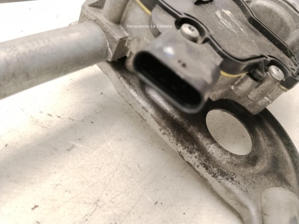 61617239510 MOTOR LIMPIAPARABRISAS DEL BMW 1 (F20)|Desguaces La Cabaña