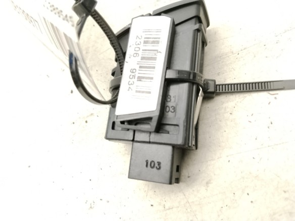 61319231786 INTERRUPTOR WARNING BMW 1 (F20)|Desguaces La Cabaña