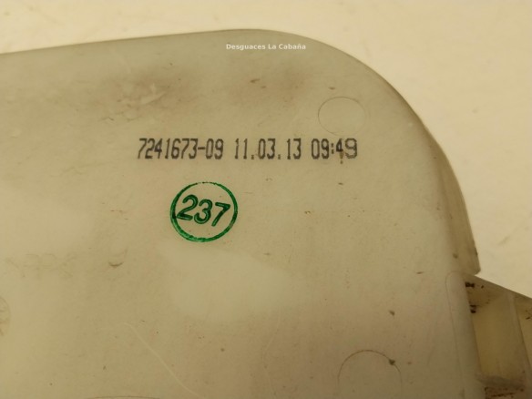 61667241674 BOTE LIMPIAPARABRISAS BMW 1 (F20)|Desguaces La Cabaña