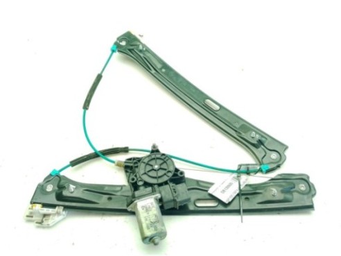 51337281882 ELEVALUNAS PUERTA LAT DEL DER BMW 1 (F20)|Desguaces La Cabaña