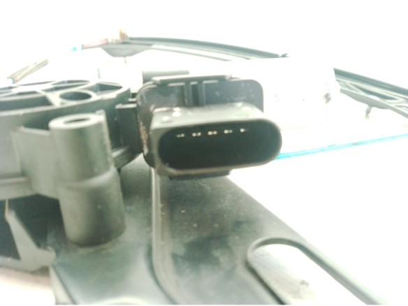 51337281881 ELEVALUNAS PUERTA LAT DEL IZQ BMW 1 (F20)|Desguaces La Cabaña