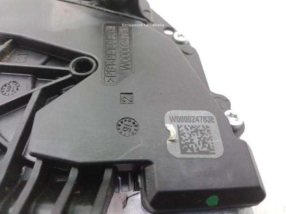 987001K010 MOTOR LIMPIAPARABRISAS TRA HYUNDAI ix20 (JC) |Desguaces La Cabaña