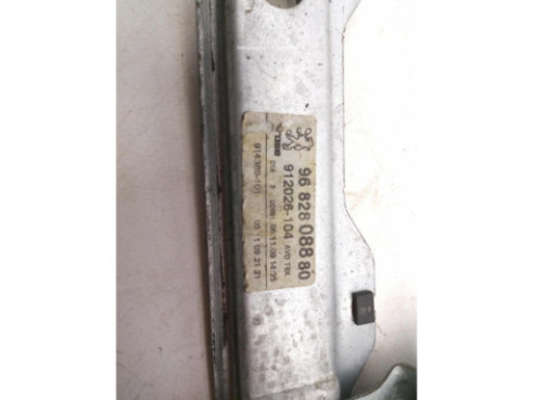9682808880 ELEVALUNAS PUERTA LAT DEL DER PEUGEOT 5008 |Desguaces La Cabaña