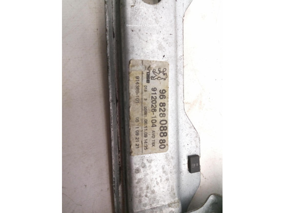 9682808880 ELEVALUNAS PUERTA LAT DEL DER PEUGEOT 5008 |Desguaces La Cabaña